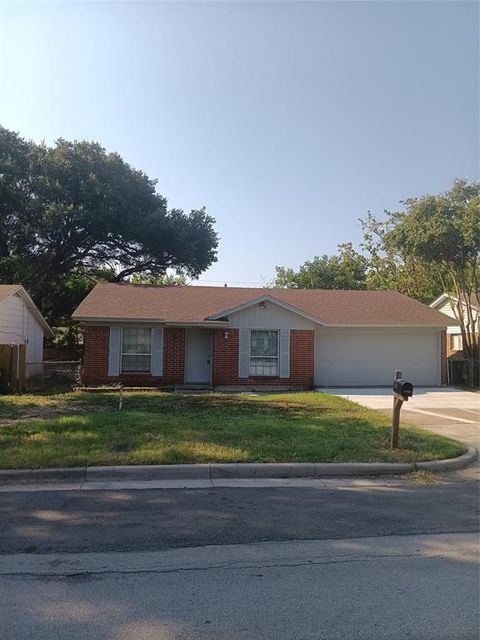 2906 Plaza Street Arlington TX 76010