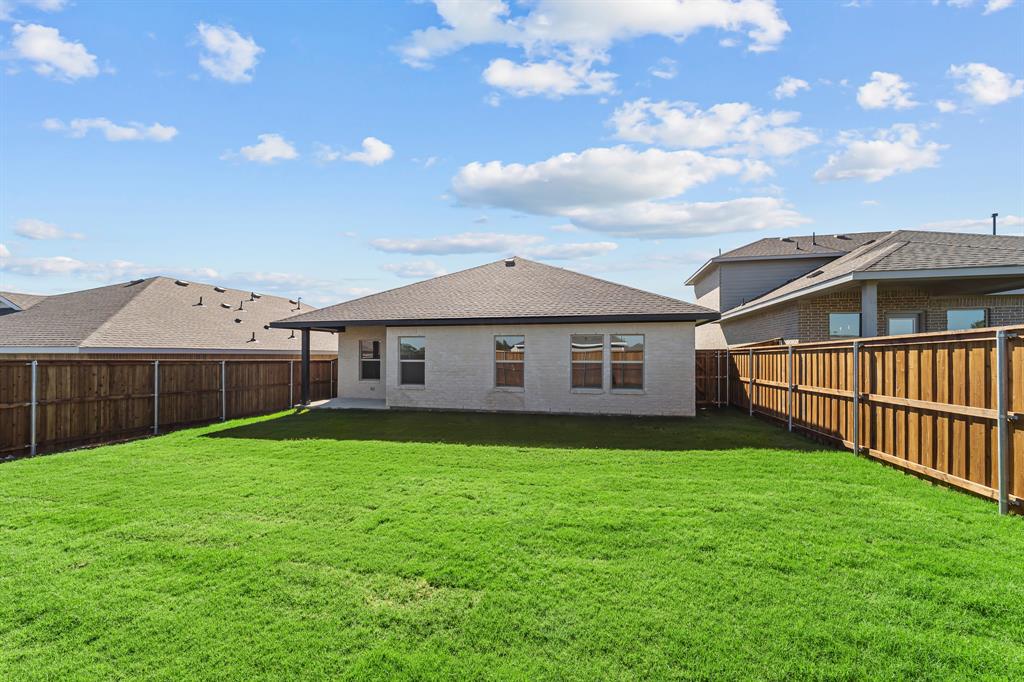 Noble Ridge - Residential