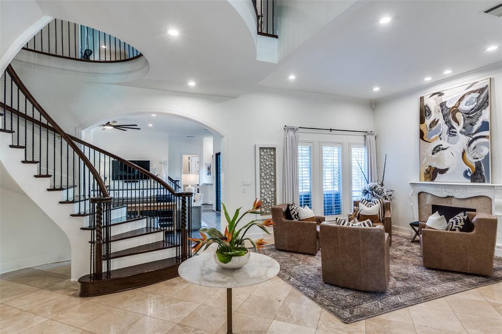 6070 Orchard Park Drive