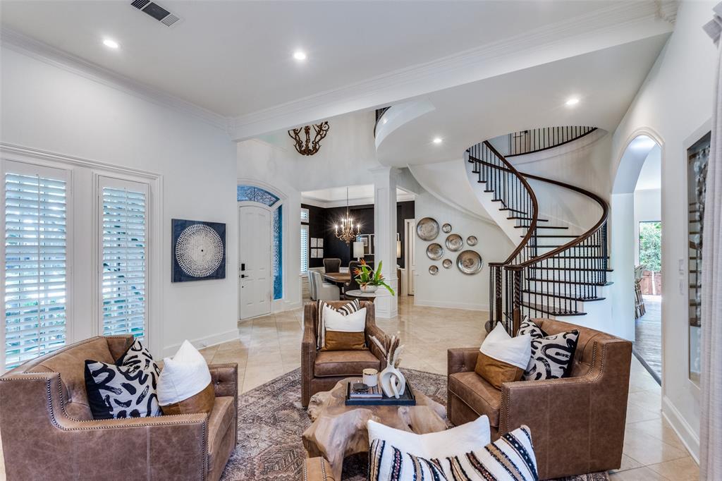 6070 Orchard Park Drive