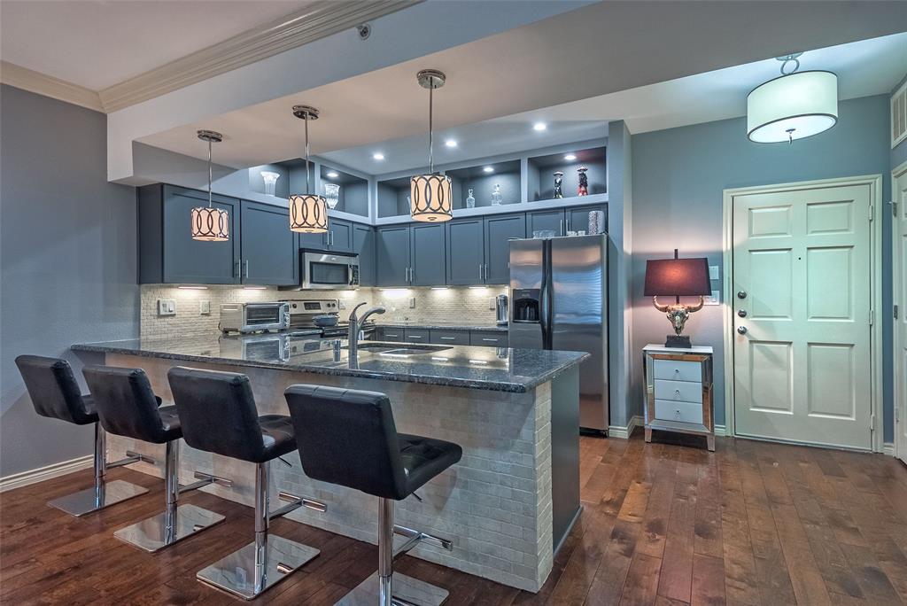 Piazza Siena Condo - Residential