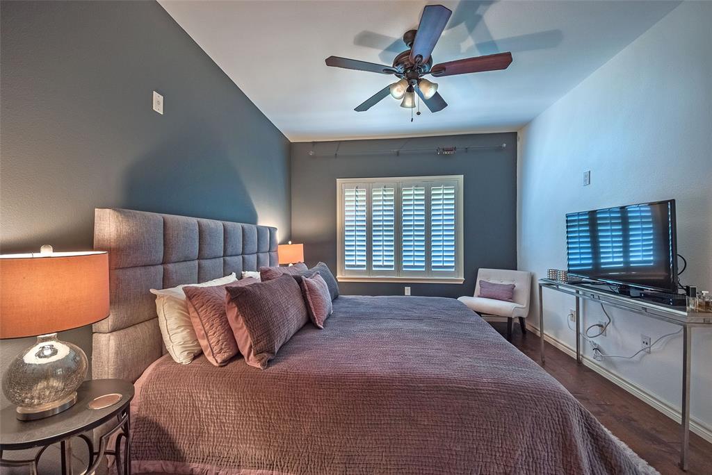 Piazza Siena Condo - Residential