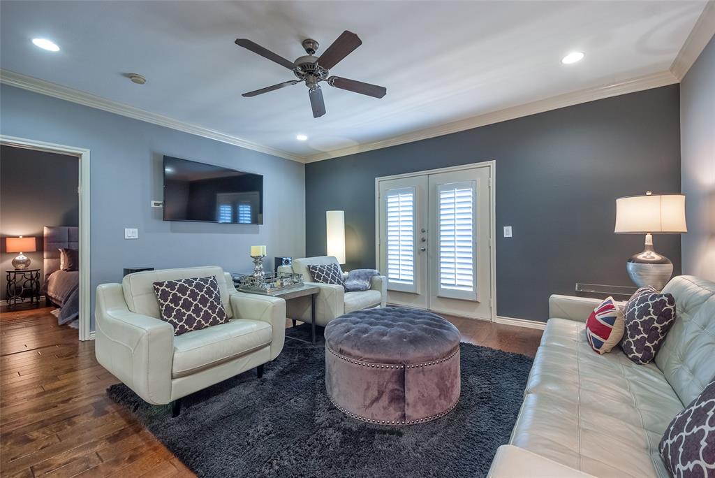 Piazza Siena Condo - Residential