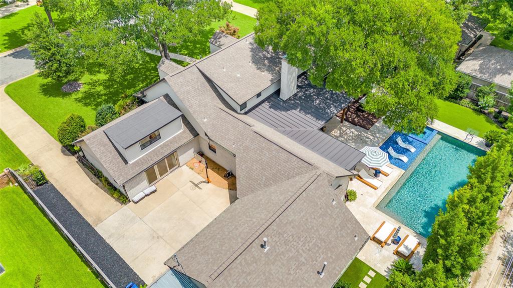 4616 Hallmark Drive