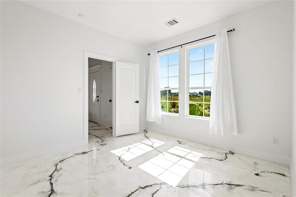 PECAN OAK TRAILS - Residential