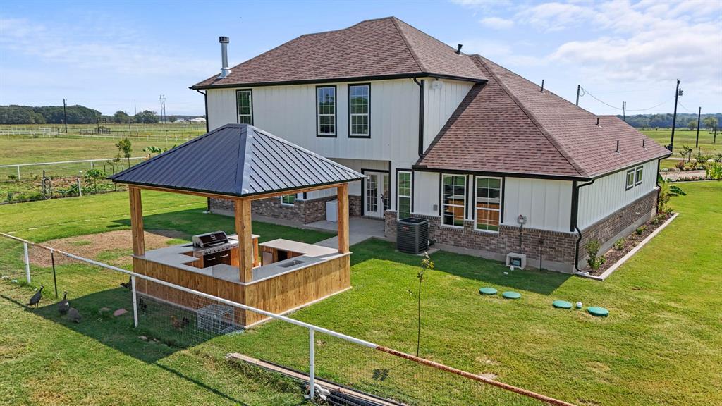 PECAN OAK TRAILS - Residential