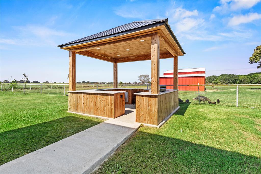 PECAN OAK TRAILS - Residential