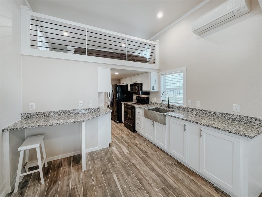 Peninsula Point - Residential