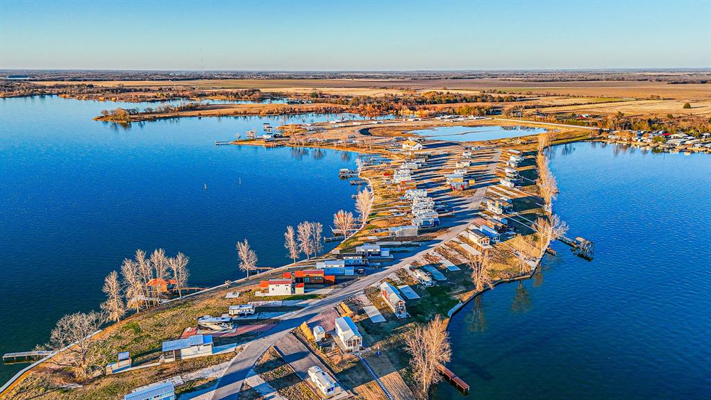 Peninsula Point - Residential