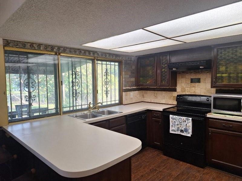 Lake Park Village 01 - Residential