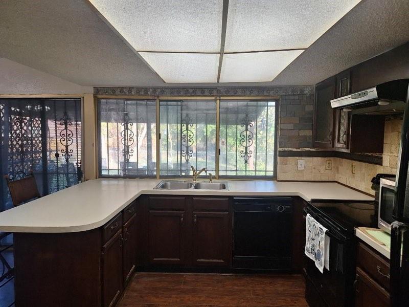 Lake Park Village 01 - Residential