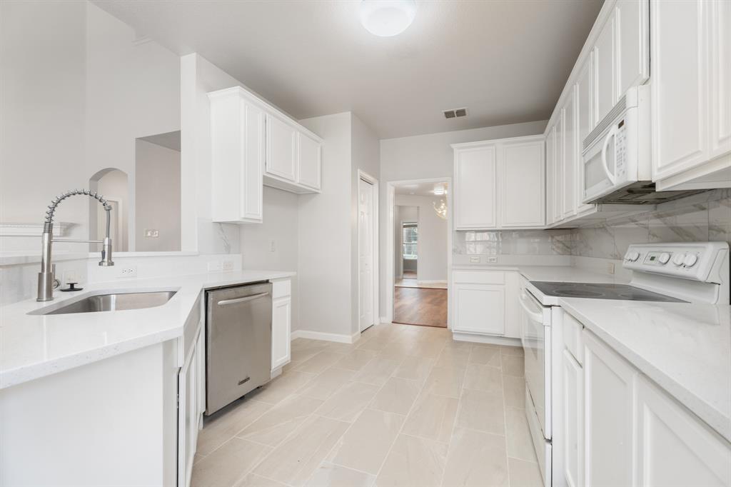 Charleston Commons 01 - Residential Lease