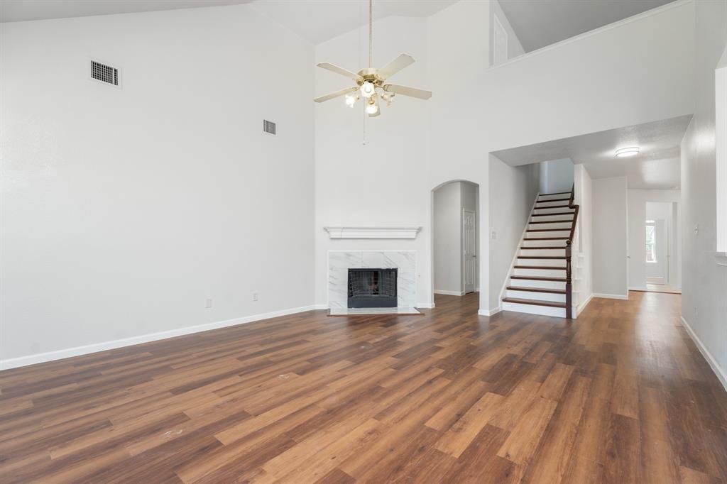 Charleston Commons 01 - Residential Lease