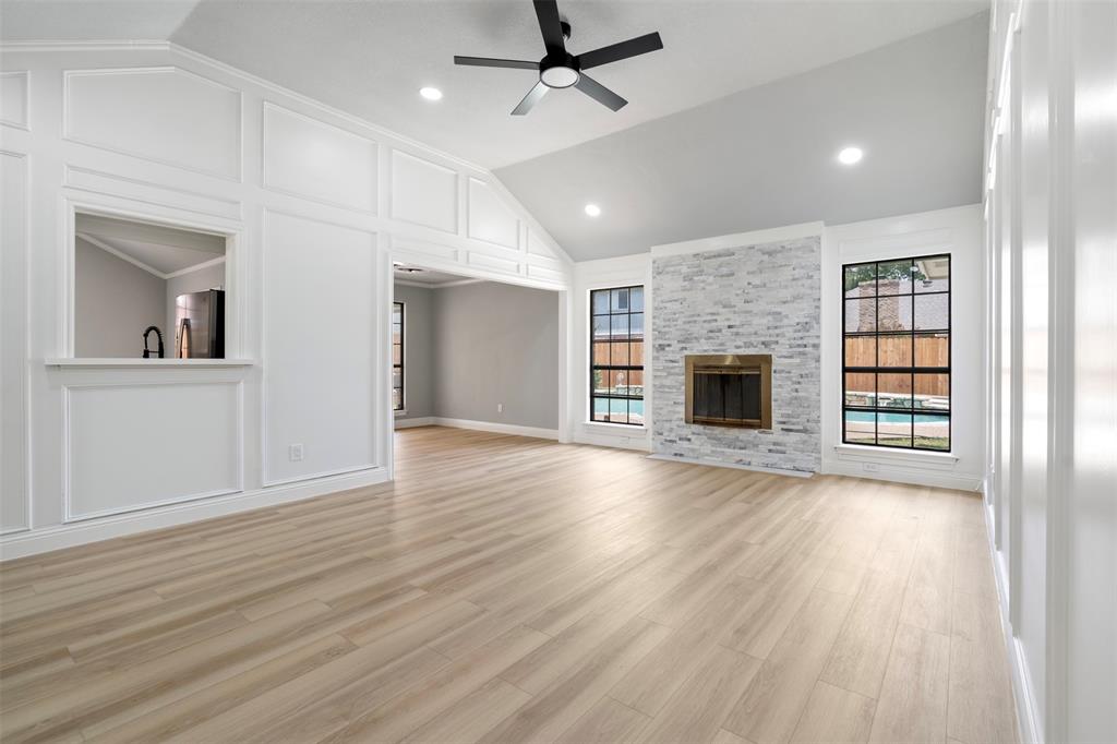 3924 Marsh Lane