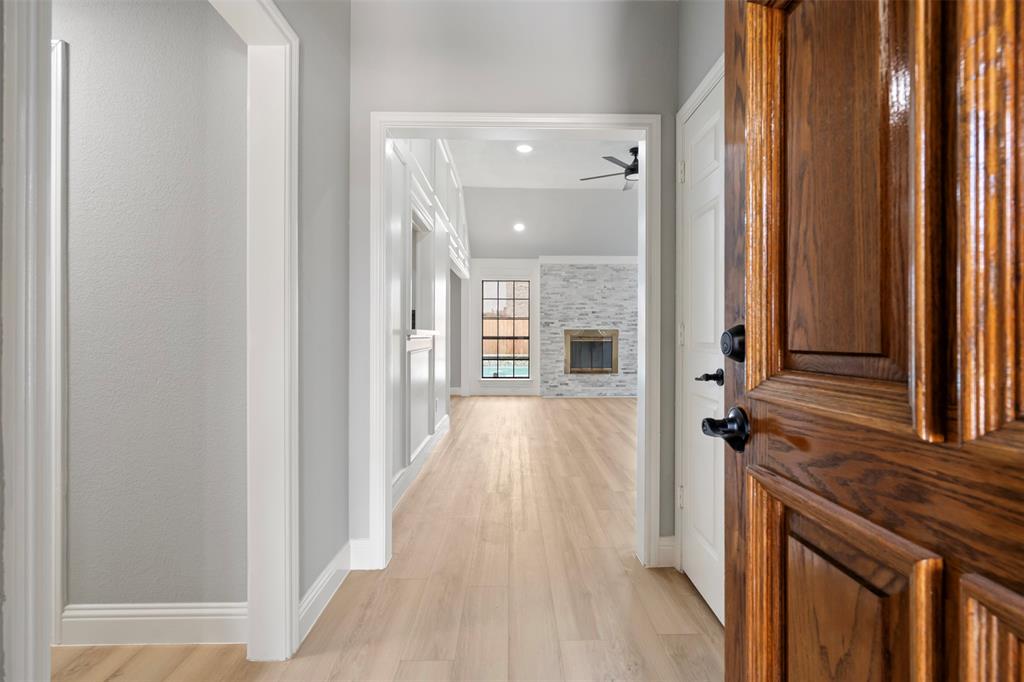 3924 Marsh Lane