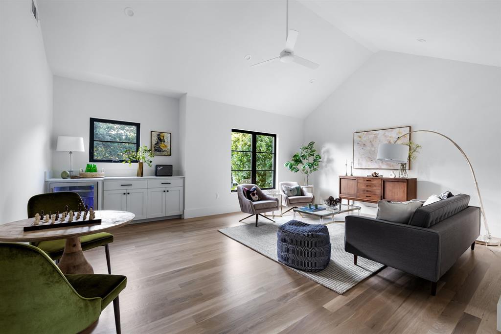 Williams-Caruth Terrace - Residential