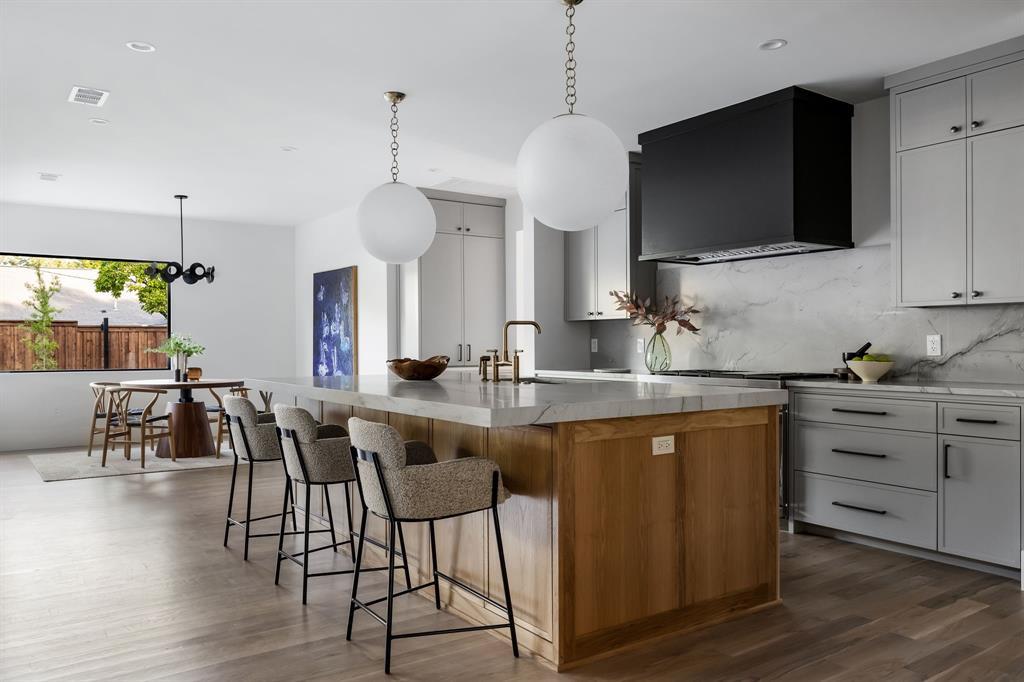 Williams-Caruth Terrace - Residential