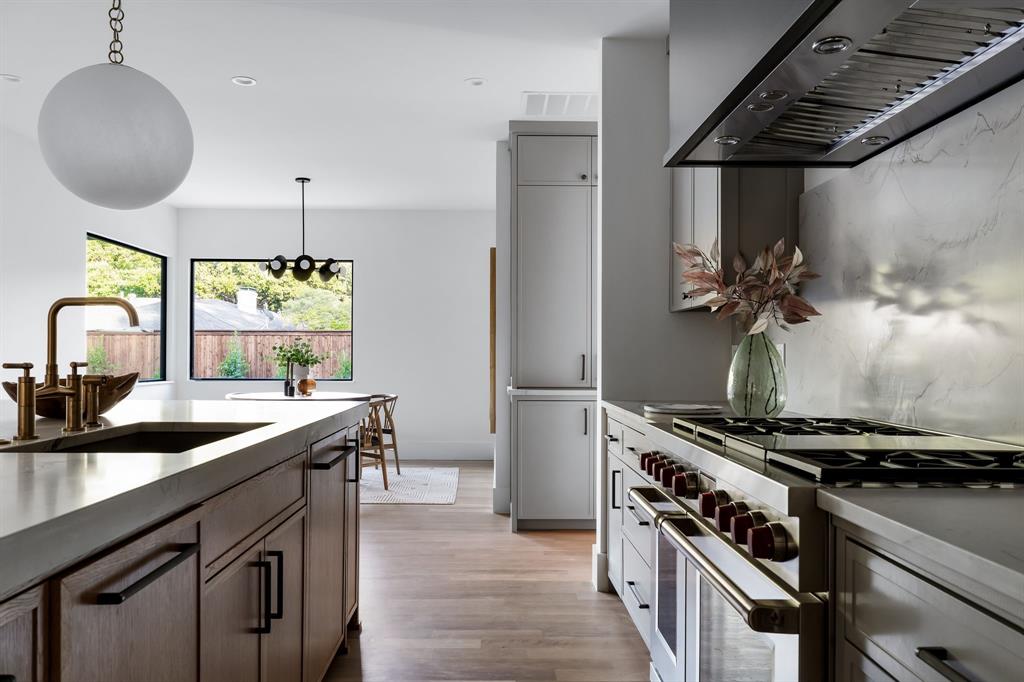 Williams-Caruth Terrace - Residential