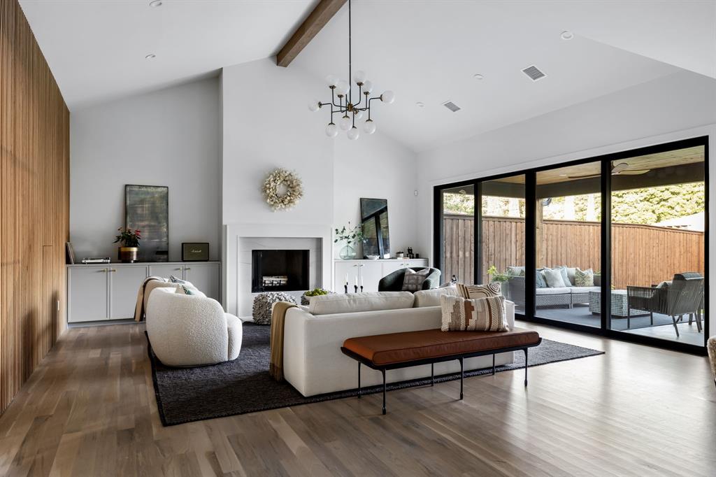 Williams-Caruth Terrace - Residential