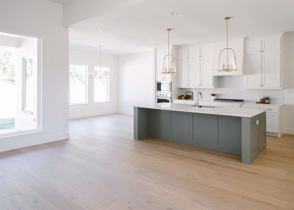 1027 Twin Creeks Drive