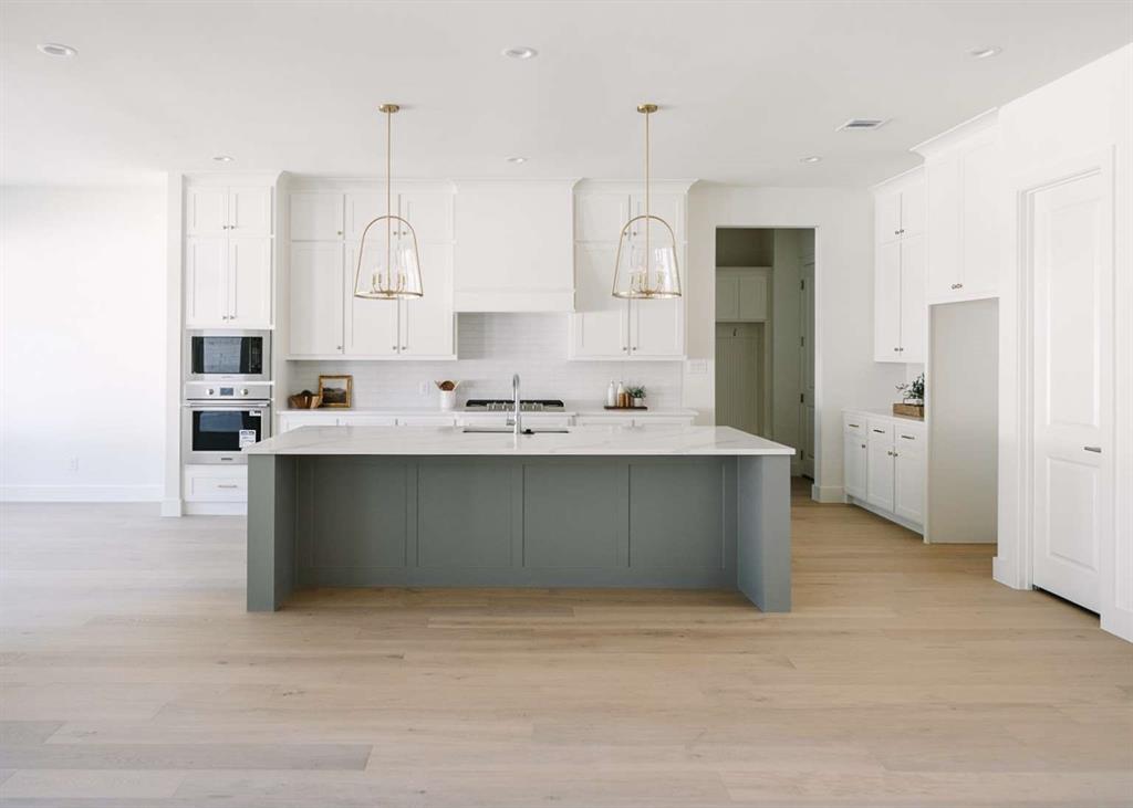 1027 Twin Creeks Drive