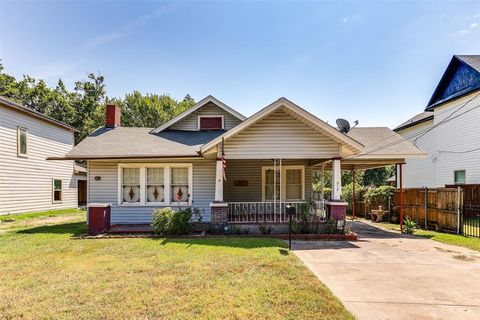 A home in Terrell