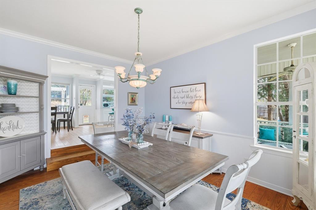 1606 Treehouse Lane N