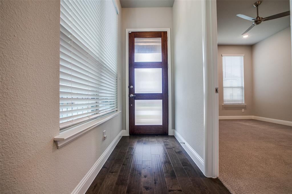 4184 Curtiss Drive