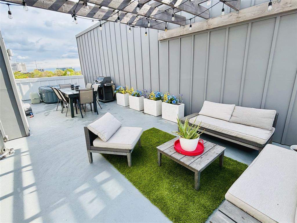 Skyline Ters - Residential