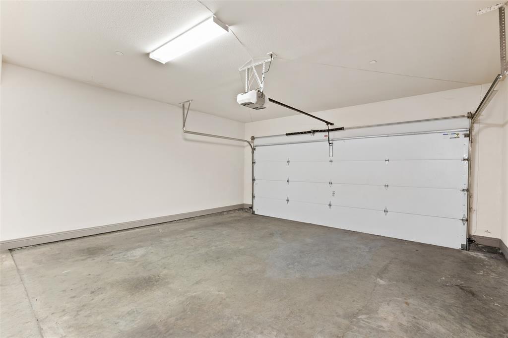 Veranda 2 - Residential Lease