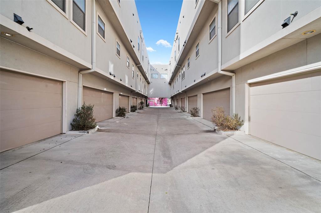 Veranda 2 - Residential Lease