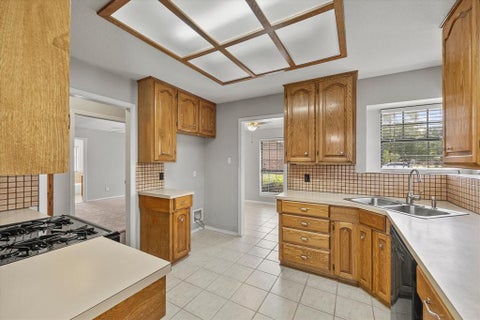 Tiny photo for 5401 Nevada Drive, Greenville, TX 75402 (MLS # 21337719)