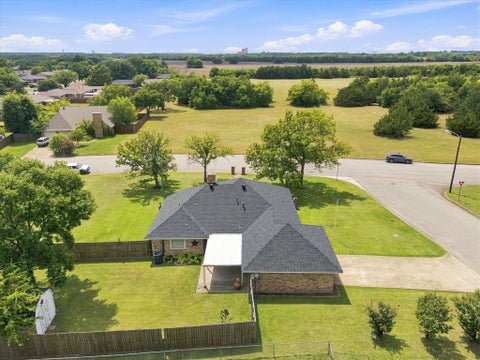 Tiny photo for 5401 Nevada Drive, Greenville, TX 75402 (MLS # 21337719)