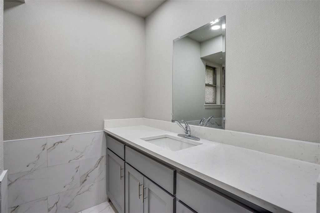 Northwest Park 04 - Residential Lease