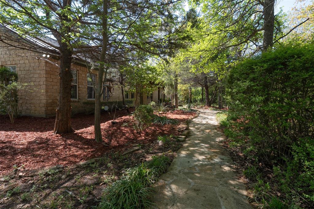 600 Seals Road