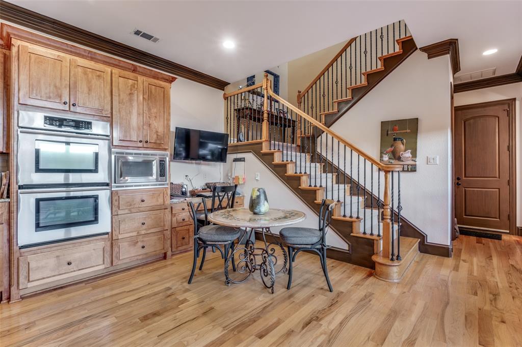 La Foy Place 02 Instl - Residential