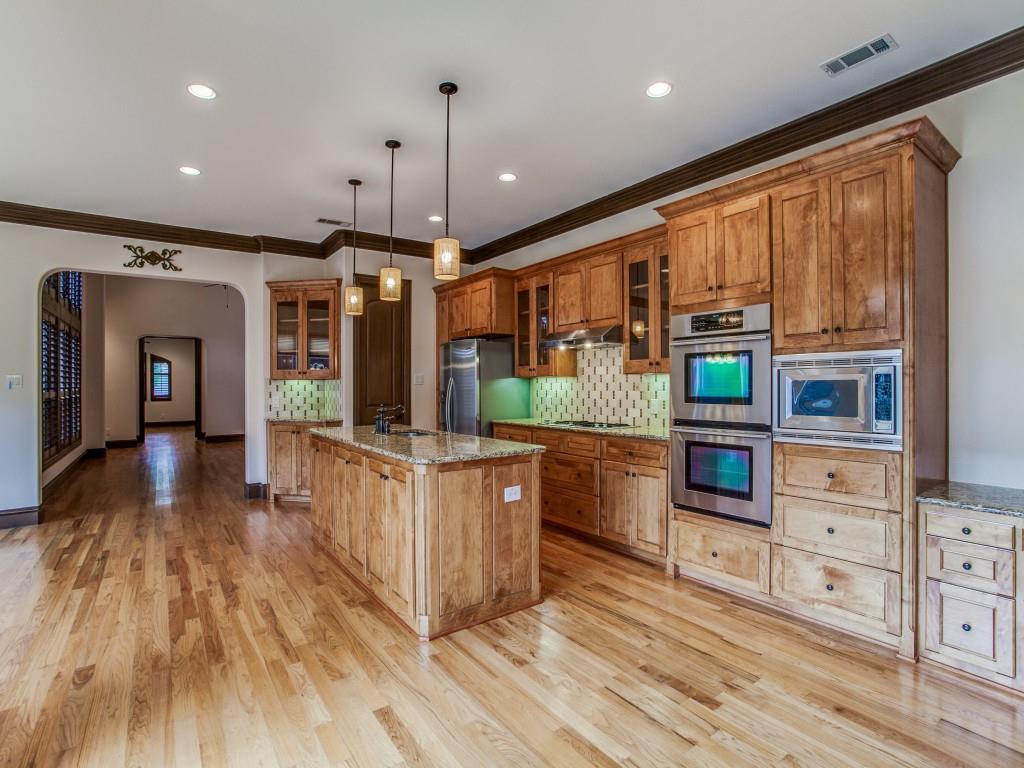 La Foy Place 02 Instl - Residential