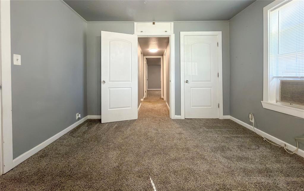 310 W Russell Street