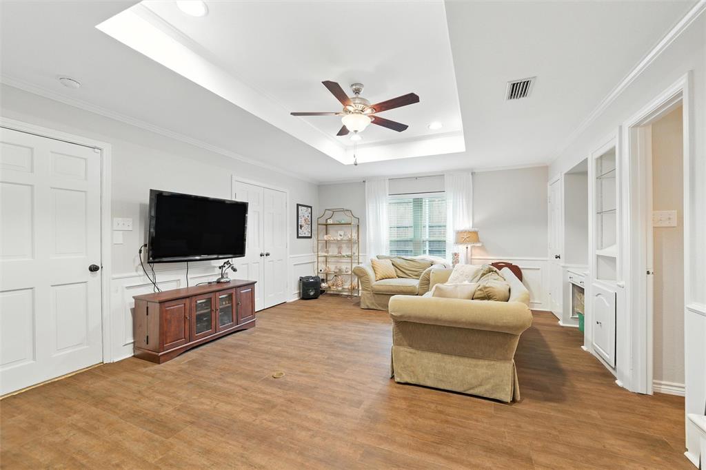 Dallas, Texas 75248, United States, 3 Bedrooms Bedrooms, ,3 BathroomsBathrooms,Residential,Pending,192897