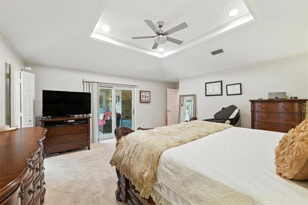 Dallas, Texas 75248, United States, 3 Bedrooms Bedrooms, ,3 BathroomsBathrooms,Residential,Pending,192897