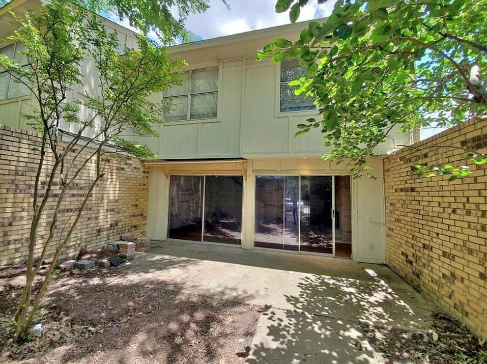 501 Towne House Lane