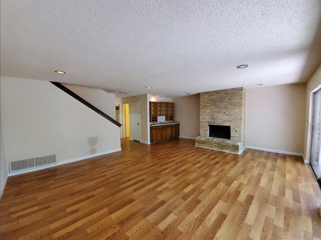 501 Towne House Lane
