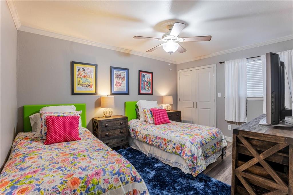 Gaines Bend - Residential