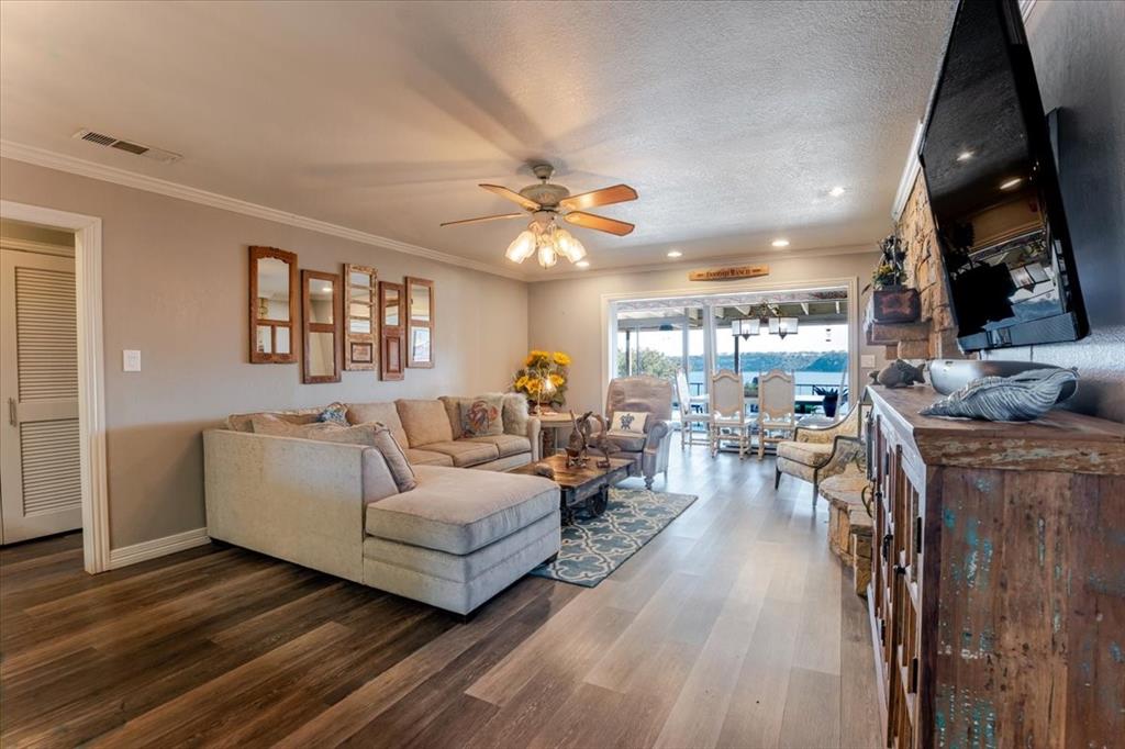 Gaines Bend - Residential