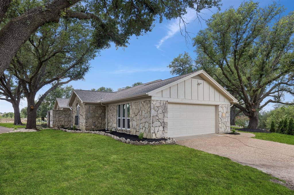 Lake Country Estates Add - Residential