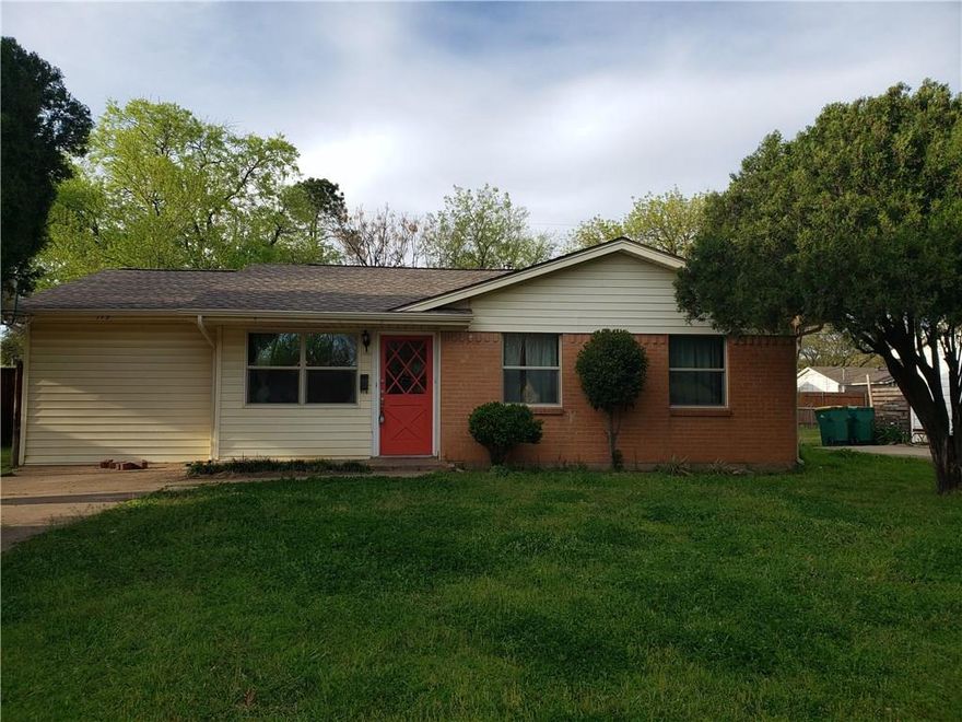 Open floor plan with split bedrooms! Home was fully remodeled in 2018. Master has its own full bath. Nice laundry room. Large backyard. Great neighborhood near highways, shopping and schools. Kitchen flooring will be replaced prior to move in.