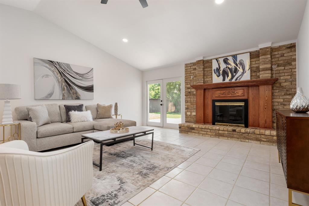 2202 Briarmeadow Drive