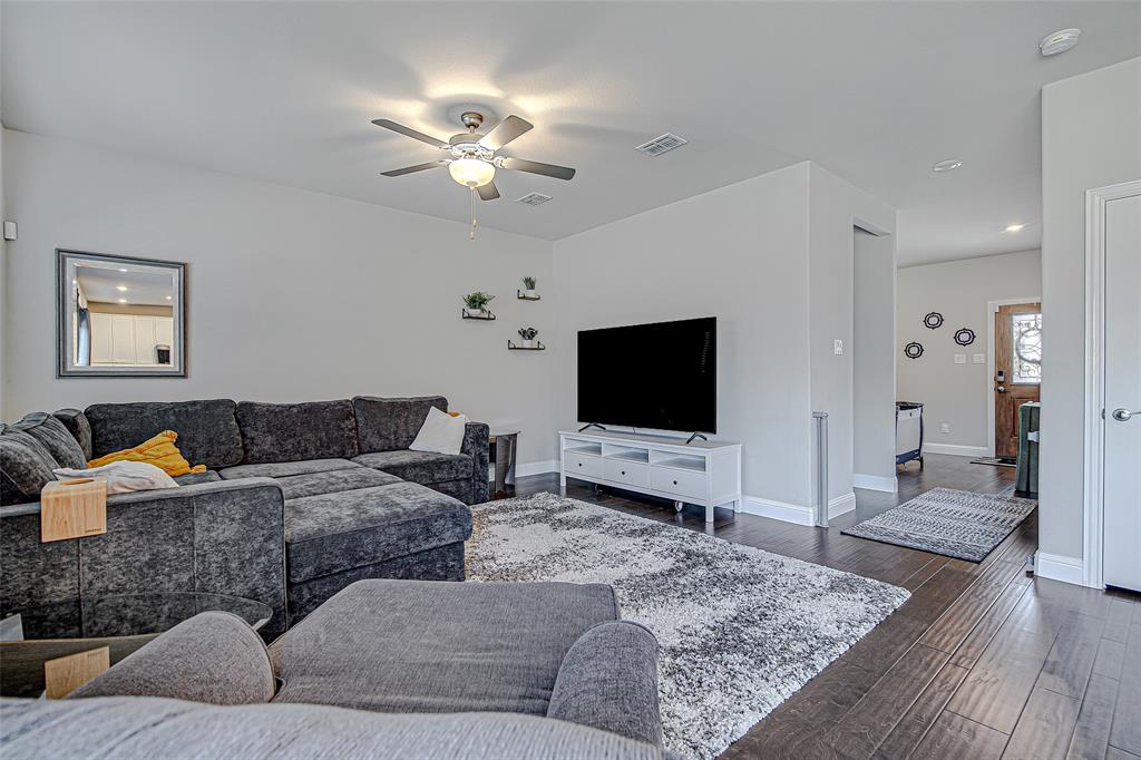 9553 Abington Avenue