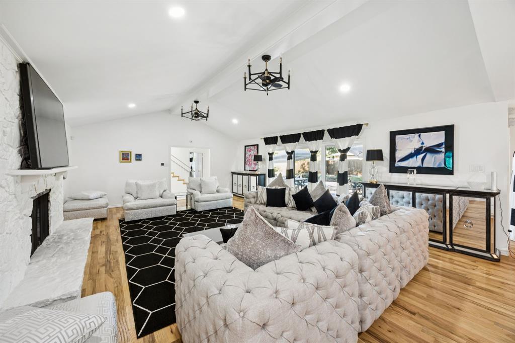 Russwood Acres 2nd Inst - Residential