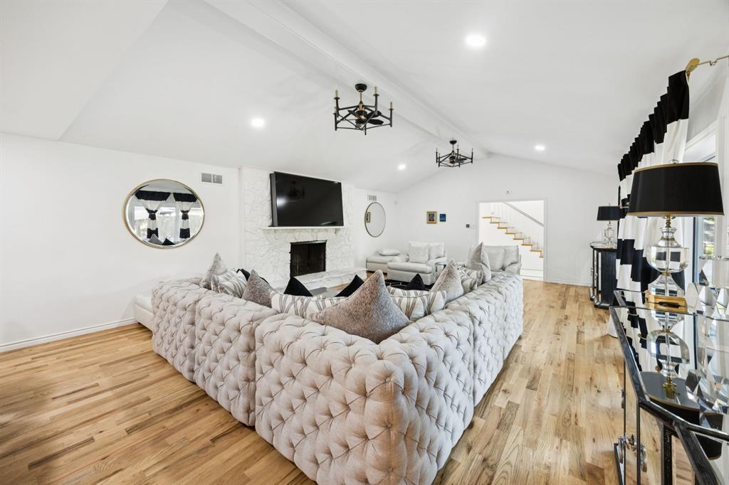 Russwood Acres 2nd Inst - Residential